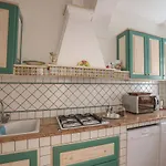 Casa Di Charme Panoramica A Sulla Spiaggia. Apartment Capri