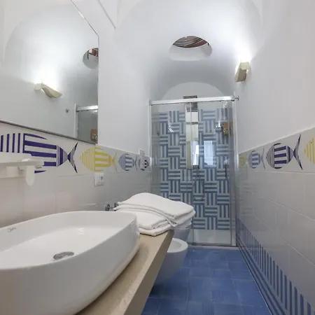 Casa Di Charme Panoramica A Sulla Spiaggia. Appartement *
